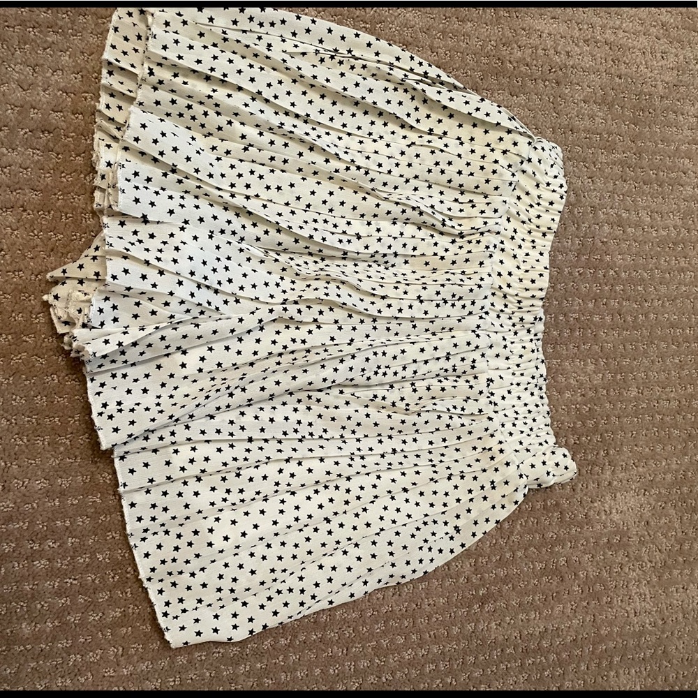 Fabril black and white star shorts